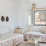 Pernari Apartamento Spartia