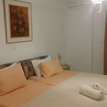 Apartman Pernari *